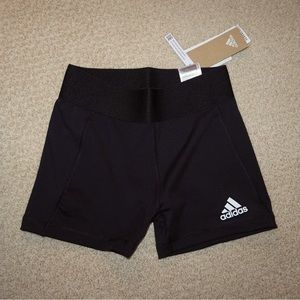 Adidas TF VB shorts 3” XS black/white